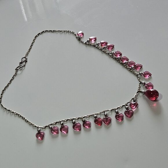 **Final Sale** Silver Tone Red Heart Shaped Glass Dangling Beaded Necklace 14" - Picture 11 of 14